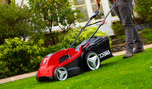 MX3440V cordless lawnmower chosen as the ‘Mow For Your Mind’ mower