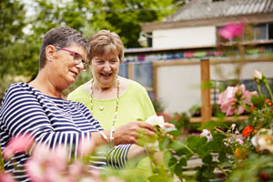 Alan Titchmarsh stands united against dementia