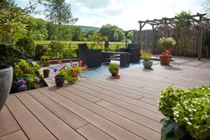 Arnold Laver to exclusively stock innovative composite decking 