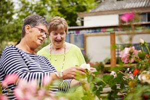 Alan Titchmarsh stands united against dementia